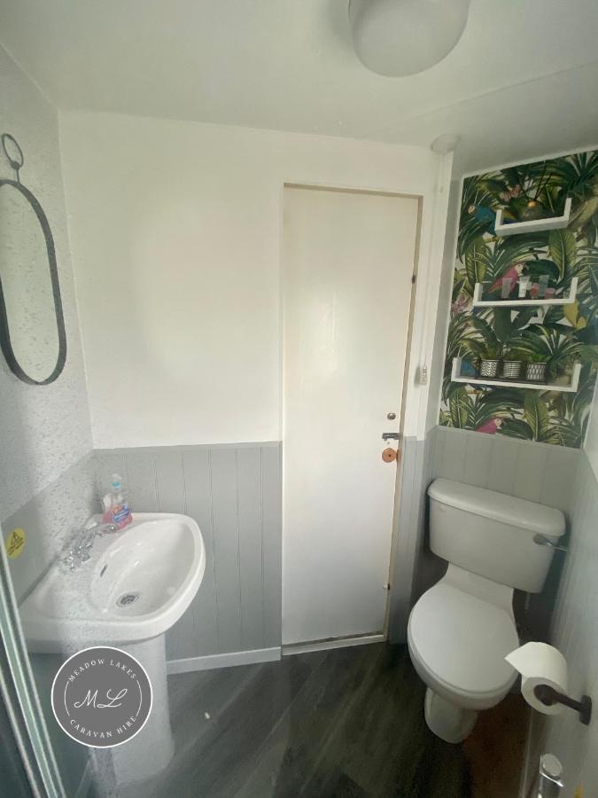 Promenade 566, Direct Beach Access, Close To Fantasy Island, Wifi, Pet Friendly - Meadow Lakes Caravan & Lodge Hire Skegness Dış mekan fotoğraf